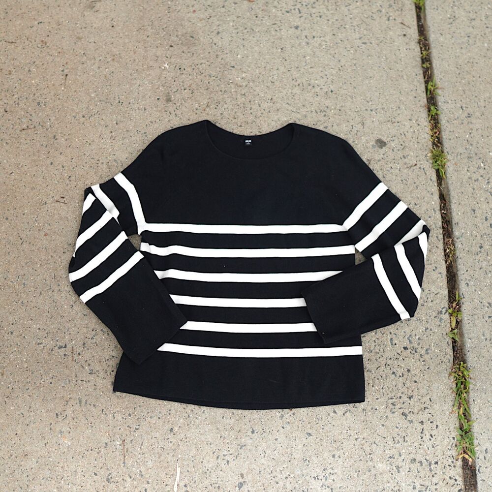 Uniqlo 3D Knit Cotton Sweater Small Black White Striped Crewneck Lifewear Casual